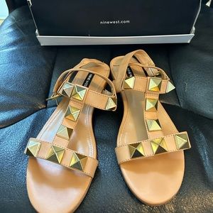 Women’s Sandals